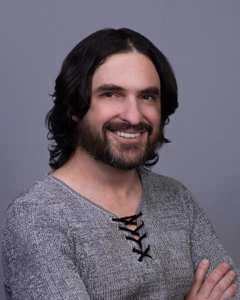 Dan Leeson headshot